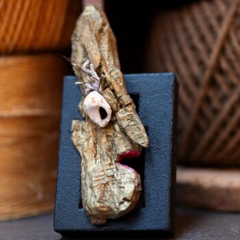Sculpture titled "Hors de moi" by Anne Roger-Lacan, Original Artwork, Wood