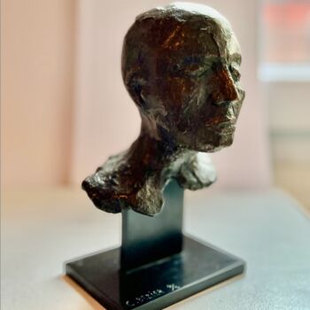 Sculpture titled "Origine" by Caroline Bézier, Original Artwork, Bronze