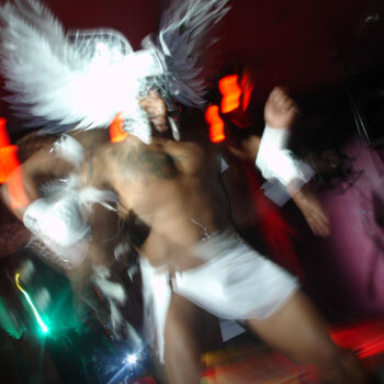 Photography titled "dancing gogo in Par…" by Gilles Petipas, Original Artwork, Paper