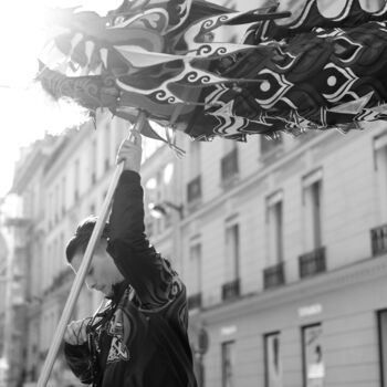 Photography titled "Année du dragon" by Vincent Koebel, Original Artwork, Paper