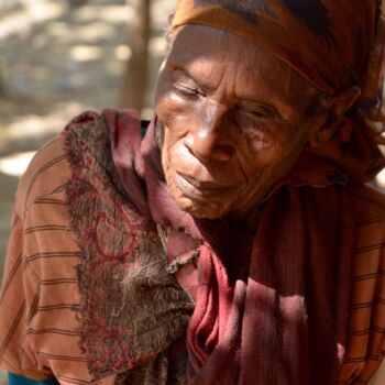 Photography titled "Ethiopie - femme av…" by Christian Ebel, Original Artwork, Digital Photography