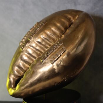 Sculpture titled "Motherland (Gold)" by Daniel Nicolaevsky, Original Artwork, Bronze