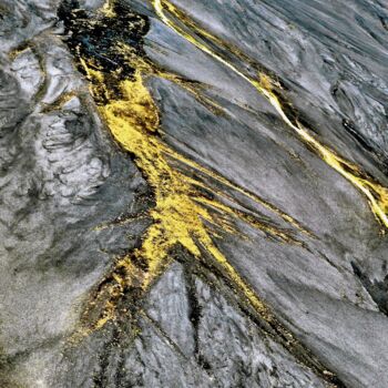 Photographie intitulée "DANSE SUR VOLCAN" par Francis Grosjean, Œuvre d'art originale, Aluminium