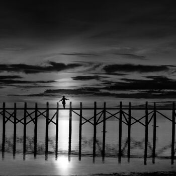 Photography titled "Suspendu" by Adam Akner, Original Artwork, Aluminium