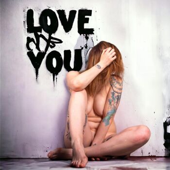 Photographie intitulée "ISY - Love - La con…" par Jean Reynell, Œuvre d'art originale, Papier