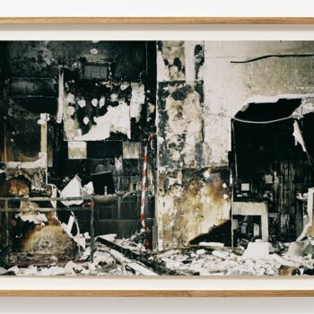 Фотография под названием "Aftermath" - Viktor Shekularatz, Подлинное произведение искусства, Аналоговая печать