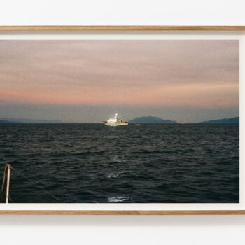 Fotografie mit dem Titel "Stolen Childhood III" von Viktor Shekularatz, Original-Kunstwerk, Papier