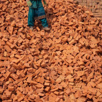 Photographie intitulée ""Bricks"" par Guilhem Nascimben, Œuvre d'art originale, Photographie numérique