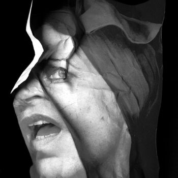 Photography titled "Autoportrait menacée" by Claudia Vialaret, Original Artwork