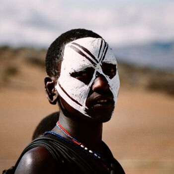 Photography titled "Tanzanie - jeune Ma…" by Christian Ebel, Original Artwork, Analog photography