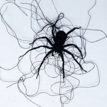 Textile Art titled "Adélirose" by Odile Guichard, Original Artwork, Embroidery Mounted on Wood Stretcher frame