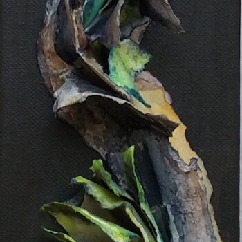 Collages getiteld "Scortea burns 5" door Isabelle Stagg, Origineel Kunstwerk, Collages Gemonteerd op Frame voor houten branc…