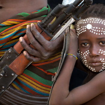 Pittura intitolato "Girl from Karo tribe" da Sergey Agapov, Opera d'arte originale, Fotografia digitale