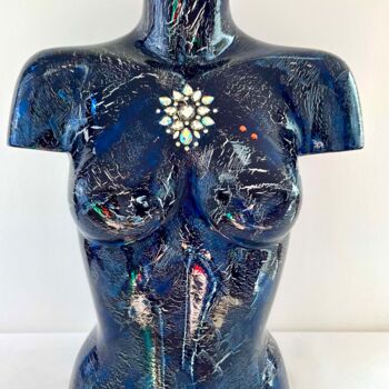 Sculpture titled "Blue Ocean Jewels" by Renate Molsner (MoRe), Original Artwork, Plastic