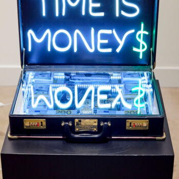 "Time is Money Box" başlıklı Heykel Phantom Art tarafından, Orijinal sanat, Deri