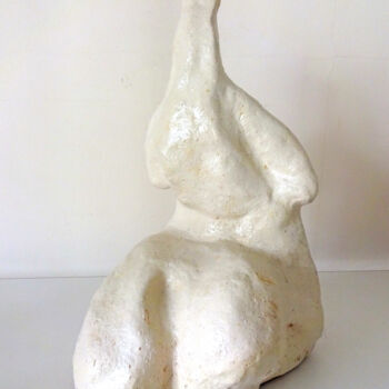 Gravures & estampes intitulée "Sitting woman 005-5" par Engelina Zandstra, Œuvre d'art originale, Céramique