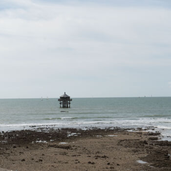 Fotografie getiteld "Phare du Bout du Mo…" door Coralie Dauzats, Origineel Kunstwerk, Digitale fotografie