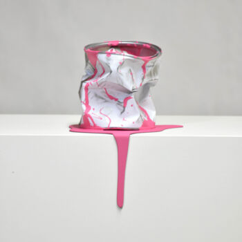 Rzeźba zatytułowany „Le Vieux Pot de Pei…” autorstwa Yannick Bouillault, Oryginalna praca, Żywica