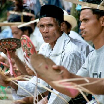 Photography titled "Sulawesi - cérémoni…" by Christian Ebel, Original Artwork, Analog photography