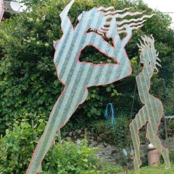 Sculptuur getiteld "55 ombres à Journan…" door Pascal Borgo, Origineel Kunstwerk
