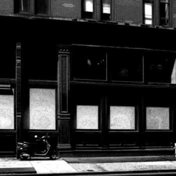 Fotografía titulada "of men and mopeds" por Andre Van Der Kerkhoff, Obra de arte original