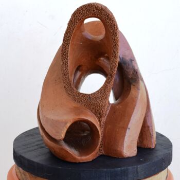 Sculpture titled "Ananya - The Unique" by Aarti Gupta Bhadauria, Original Artwork, Terra cotta