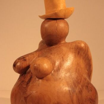 Scultura intitolato "Louisiane - femme a…" da Max Bernard, Opera d'arte originale, Legno