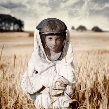 摄影 标题为“Apiarist (edition o…” 由David Heger, 原创艺术品, 操纵摄影