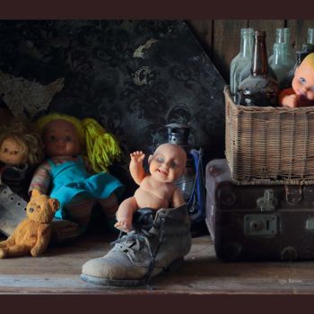 「Still Life #06 by I…」というタイトルの写真撮影 Elena Kotliarkerによって, オリジナルのアートワーク