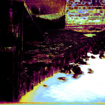 Photographie intitulée "Eaux usées" par Elise Vincent, Œuvre d'art originale, Photographie numérique