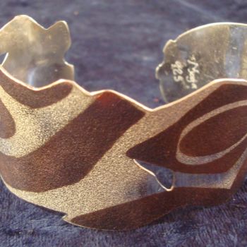 Artesanía titulada "Brazalete Metales C…" por Maga, Obra de arte original, Joyas