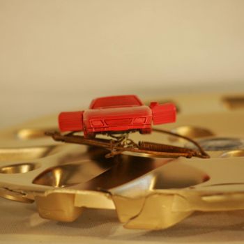 Γλυπτική με τίτλο "BOITACON Ferrari /…" από Pascal Hanrion, Αυθεντικά έργα τέχνης