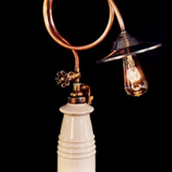 Sculpture titled "Lampe isolant E32" by Noart, Original Artwork