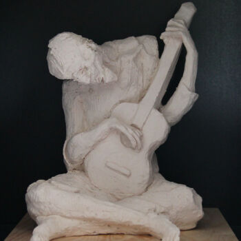 Sculpture intitulée "le vieux guitariste…" par Catherine Costet (Lccat), Œuvre d'art originale, Terre cuite