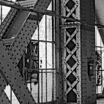 Photography titled "Structure 4, Paris…" by Michel Akli, Original Artwork, Non Manipulated Photography