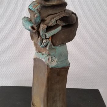 Scultura intitolato "livres oubliés" da Laydev, Opera d'arte originale, Ceramica