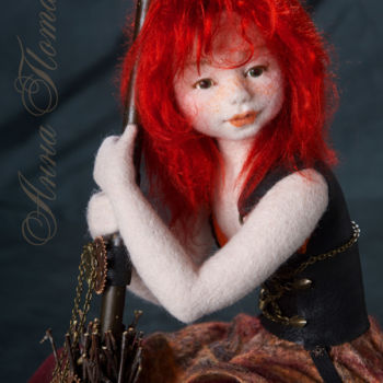 Sculpture titled "Ведьма Глафира" by Anna Potapova, Original Artwork, Objects