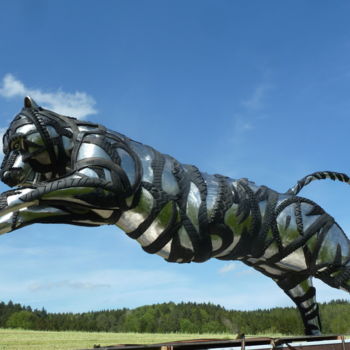 Sculpture titled "Tiger sculptur.jpg" by Mirko Siakkou-Flodin, Original Artwork, Metals