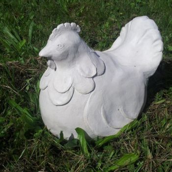 Sculptuur getiteld "grosse poule blanch…" door Simone Collet, Origineel Kunstwerk, Terra cotta