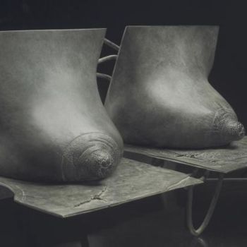 Sculpture intitulée "SEINS GRIS" par Sak, Œuvre d'art originale, Bronze