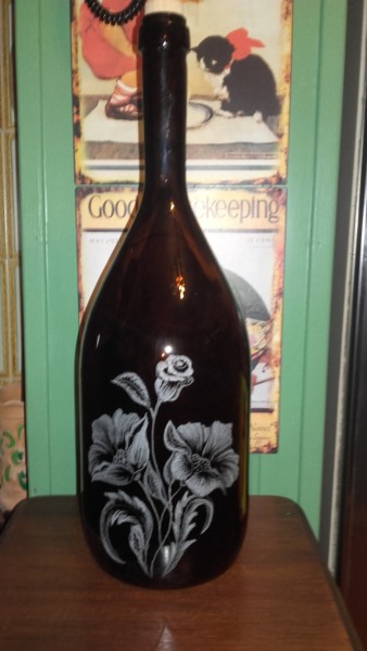 Bottiglia in fiore.jpg
