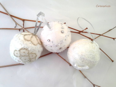 Collages intitulée "boules blanches sha…" par Creasoize, Œuvre d'art originale, Collages