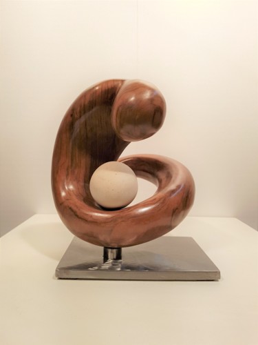 제목이 "Protection.jpg"인 조형물 Christian Valette로, 원작