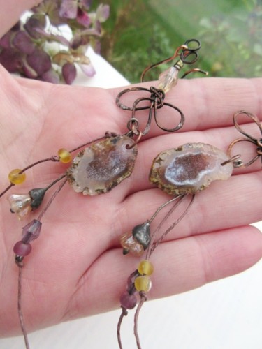 ombre-ingenue.jpg Artisanat intitulée "ombre-ingenue.jpg" par Anne-Marie Tollet, Œuvre d'art originale, Boucles d'oreilles