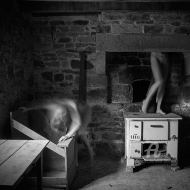 Photographie intitulée "Francesca's ghost 0…" par Alliet-Delacroix, Œuvre d'art originale, Photographie numérique