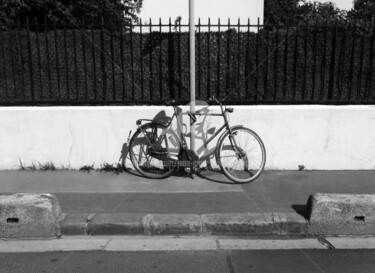 LE VÉLO DU MONSIEUR AU CHAPEAU ROND