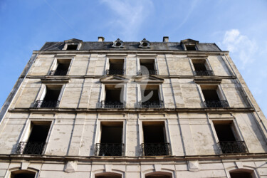 SANS FENÊTRE APPARENTE