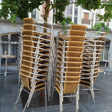 Photography titled "SEAT DOWN" by Gladys Montella, Original Artwork