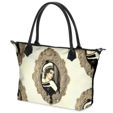 Artigianato intitolato "BAG CAMEO CHIC" da Simone Lazzarini, Opera d'arte originale
