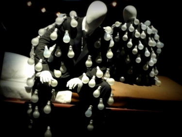 Photographie intitulée "eblouir.(biz'art)" par Bernard Vergier, Œuvre d'art originale